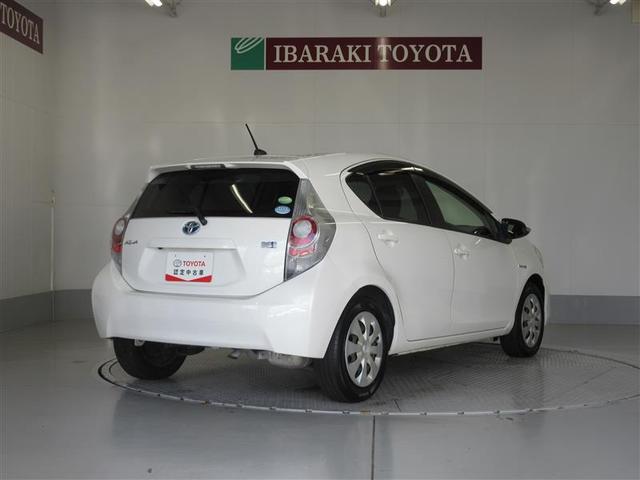 アクア S スマートキープッシュスタート キーレスエントリ フルセグ地デジ ナビ&TV オートエアコン デュアルエアバック ESC Bカメラ パワーウィンドウ ETC DVD再生可能 SRS パワーステアリング(3枚目)