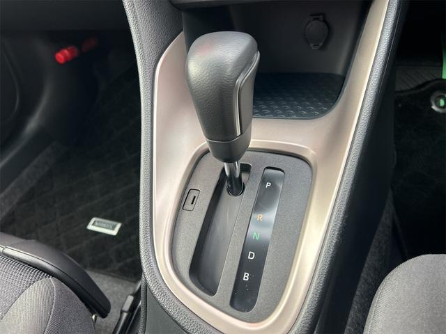 ヤリス Ｚ　ドライブレコーダー　全周囲カメラ　ナビ　オートクルーズコントロール　レーンアシスト　衝突被害軽減システム　オートマチックハイビーム　オートライト　ＬＥＤヘッドランプ　スマートキー　電動格納ミラー（7枚目）