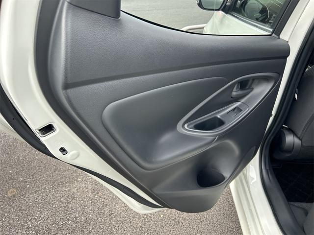 ヤリス Ｚ　ドライブレコーダー　全周囲カメラ　ナビ　オートクルーズコントロール　レーンアシスト　衝突被害軽減システム　オートマチックハイビーム　オートライト　ＬＥＤヘッドランプ　スマートキー　電動格納ミラー（27枚目）