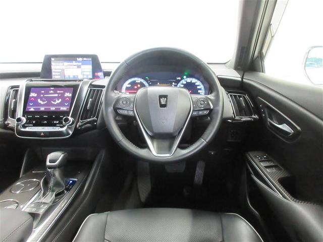 クラウンハイブリッド ＲＳアドバンス　地デジ　衝突被害軽減装置　黒革シート　ＬＥＤヘットライト　後カメラ　クルコン　ＡＣ　Ｐシート　エアバッグ　ナビＴＶ　セキュリティーアラーム　キーフリー　スマートキ　パワーウィンドウ　メモリナビ　アルミ（4枚目）