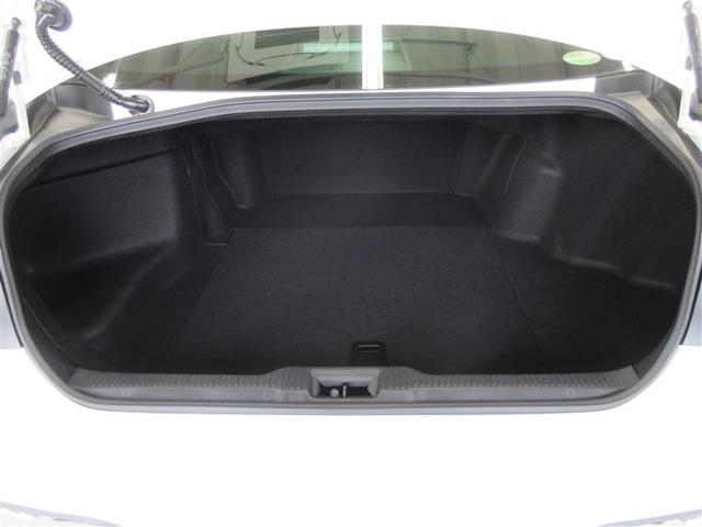 クラウンハイブリッド ＲＳアドバンス　地デジ　衝突被害軽減装置　黒革シート　ＬＥＤヘットライト　後カメラ　クルコン　ＡＣ　Ｐシート　エアバッグ　ナビＴＶ　セキュリティーアラーム　キーフリー　スマートキ　パワーウィンドウ　メモリナビ　アルミ（18枚目）