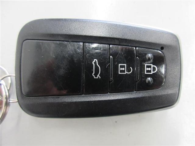 クラウンハイブリッド ＲＳアドバンス　地デジ　衝突被害軽減装置　黒革シート　ＬＥＤヘットライト　後カメラ　クルコン　ＡＣ　Ｐシート　エアバッグ　ナビＴＶ　セキュリティーアラーム　キーフリー　スマートキ　パワーウィンドウ　メモリナビ　アルミ（23枚目）