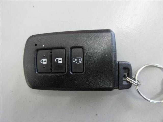 ヴォクシー ハイブリッドＶ　スマートキープッシュスタート　盗難防止アラーム　ウォークスルー　Ｂモニター　Ｗエアバック　ナビＴＶ　ＥＳＣ　ＥＴＣ車載器　リモコンキー　ＰＳ　ＬＥＤヘットライト　運転席エアバック　パワーウィンドウ（25枚目）