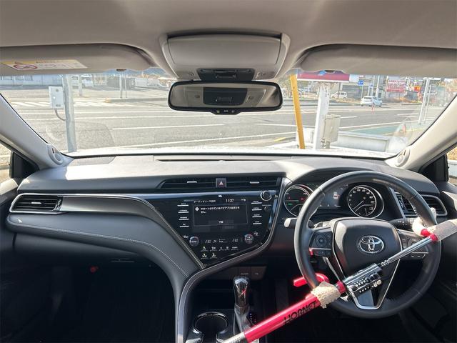 カムリ ＷＳ　クリアランスソナー　オートクルーズコントロール　衝突被害軽減システム　バックカメラ　ナビ　アルミホイール　オートマチックハイビーム　オートライト　ＬＥＤヘッドランプ　ＣＶＴ　スマートキー（2枚目）