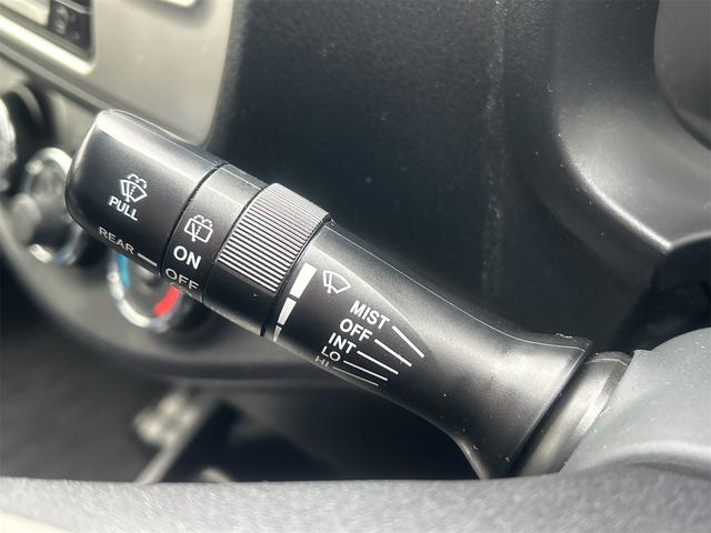 ヴィッツ ジュエラ　ドライブレコーダー　バックカメラ　ＴＶ　レーンアシスト　衝突被害軽減システム　オートマチックハイビーム　スマートキー　電動格納ミラー　ＣＶＴ　衝突安全ボディ　ＡＢＳ　ＥＳＣ（47枚目）