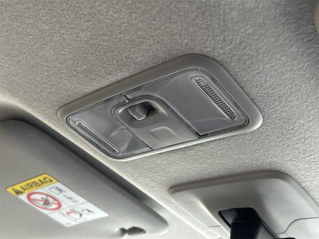 ルーミー カスタムＧ－Ｔ　ドライブレコーダー　ＥＴＣ　全周囲カメラ　ナビ　ＴＶ　両側電動スライドドア　クリアランスソナー　オートクルーズコントロール　衝突被害軽減システム　アルミホイール　オートライト　ＬＥＤヘッドランプ（53枚目）