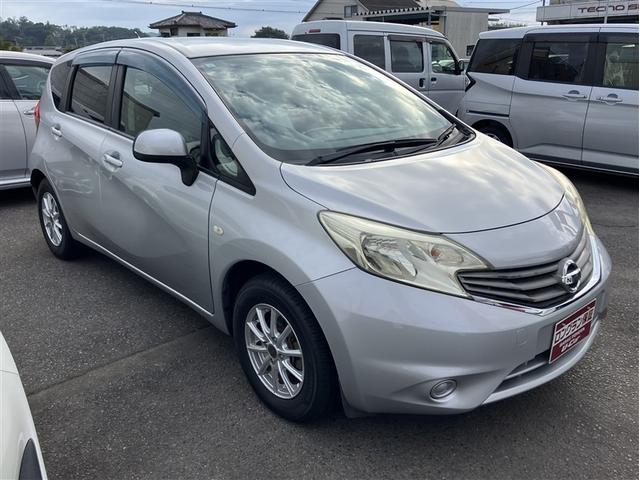 ノート X DIG-S バックカメラ ナビ TV アルミホイール スマートキー アイドリングストップ 電動格納ミラー CVT 盗難防止システム 衝突安全ボディ ABS CD ミュージックプレイヤー接続可 エアコン(3枚目)