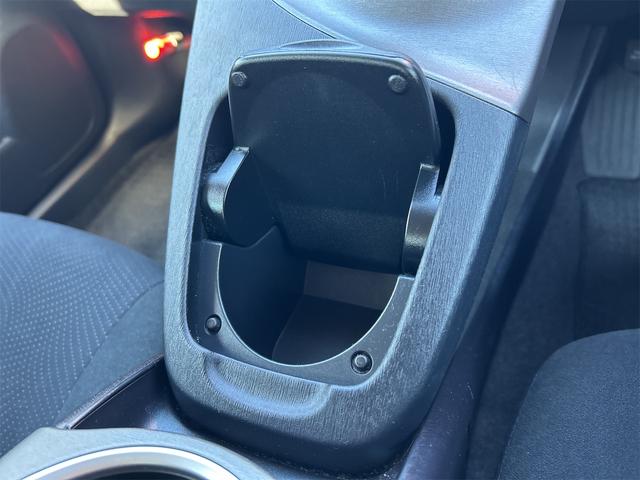 プリウス S ドライブレコーダー ETC バックカメラ ナビ TV アルミホイール オートライト HID CVT スマートキー 電動格納ミラー 盗難防止システム Bluetooth 衝突安全ボディ ABS ESC(44枚目)