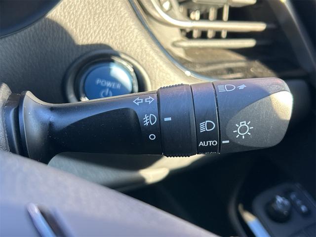 C-HR G ドライブレコーダー ETC 全周囲カメラ オートクルーズコントロール レーンアシスト 衝突被害軽減システム ナビ TV オートマチックハイビーム オートライト LEDヘッドランプ アルミホイール(23枚目)