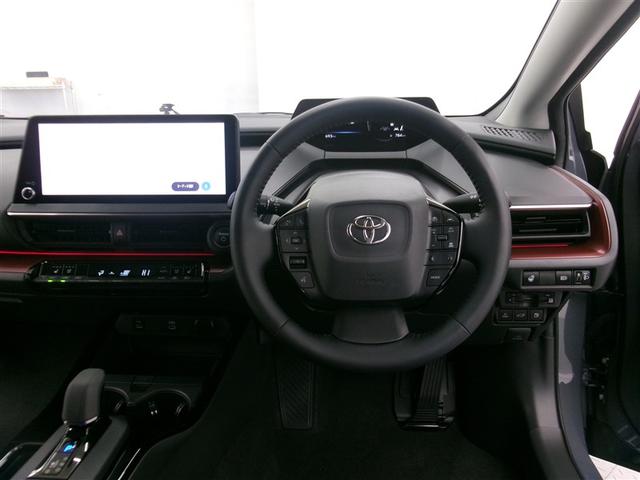 プリウス Ｚ　リアカメラ　プリクラッシュ　本革　ＬＥＤランプ　アルミホイール　ＡＣ　運転席エアバッグ　パワーウインドウ　ＡＢＳ　パワステ　助手席エアバッグ（7枚目）