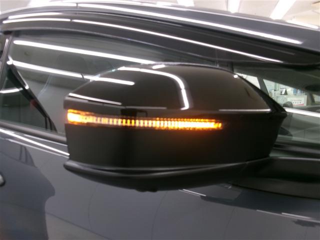 プリウス Ｚ　リアカメラ　プリクラッシュ　本革　ＬＥＤランプ　アルミホイール　ＡＣ　運転席エアバッグ　パワーウインドウ　ＡＢＳ　パワステ　助手席エアバッグ（19枚目）