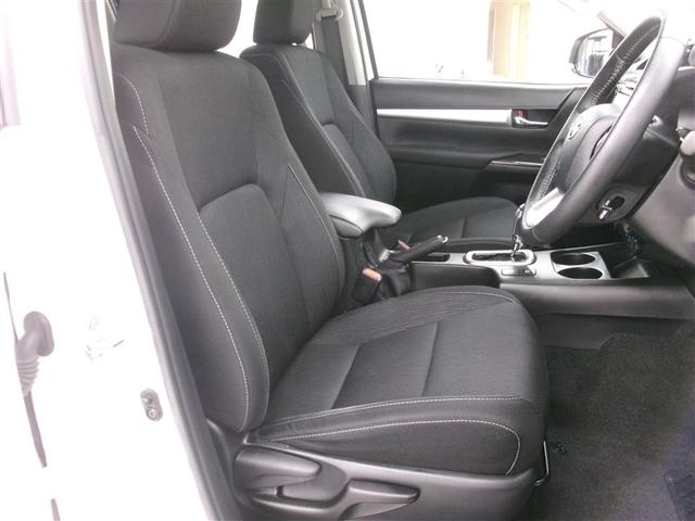 ハイラックス Ｚ　プリクラッシュＳ　キーフリーシステム　フルセグ地デジ　運転席助手席エアバック　バックモニタ　パワーウインドウ　ＥＴＣ搭載　スマートキー＆プッシュスタート　カーテンエアバック　切り替え４ＷＤ　パワステ（15枚目）