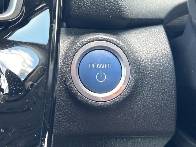 アクア Ｘ　ＥＴＣ　バックカメラ　ナビ　オートクルーズコントロール　レーンアシスト　衝突被害軽減システム　オートマチックハイビーム　オートライト　ＬＥＤヘッドランプ　スマートキー　電動格納ミラー　１００Ｖ電源（8枚目）