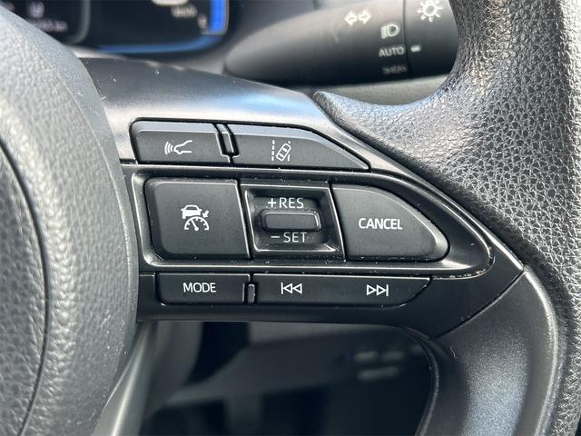 アクア Ｘ　ＥＴＣ　バックカメラ　ナビ　オートクルーズコントロール　レーンアシスト　衝突被害軽減システム　オートマチックハイビーム　オートライト　ＬＥＤヘッドランプ　スマートキー　電動格納ミラー　１００Ｖ電源（11枚目）