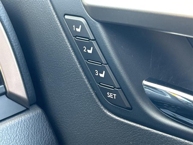 ＲＸ ＲＸ４５０ｈ　Ｆスポーツ　４ＷＤ　ドライブレコーダー　全周囲カメラ　オートクルーズコントロール　レーンアシスト　パワーシート　衝突被害軽減システム　ナビ　ＴＶ　オートマチックハイビーム　オートライト（57枚目）