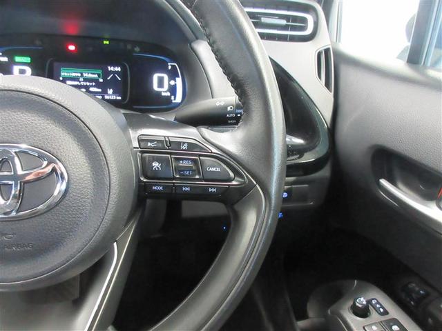 アクア Ｇ　ＶＳＣ　衝突軽減ブレーキ　バックモニター　ＬＥＤ　クルーズコントロール　スマートキー　パワーウィンドウ　サイドエアバック　レンタカーアップ　キーフリーシステム　オートエアコン　助手席エアバッグ　ＰＳ（11枚目）