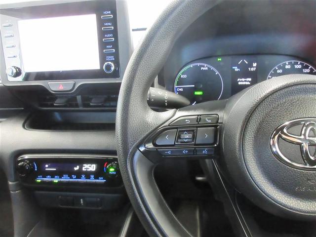 ヤリス ハイブリッドX カーテンエアバッグ バックモニター ABS Wエアバック パワーウィンドウ オートエアコン エアバック パワーステアリング 横滑り防止システム 衝突被害軽減装置(10枚目)