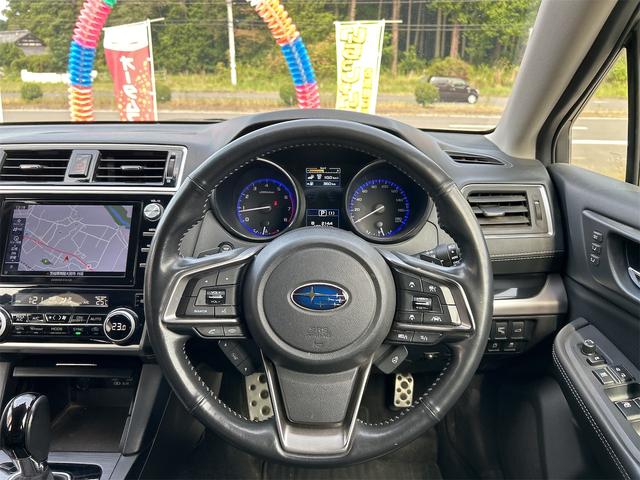 レガシィアウトバック リミテッド　４ＷＤ　ドライブレコーダー　ＥＴＣ　バックカメラ　クリアランスソナー　オートクルーズコントロール　レーンアシスト　パワーシート　衝突被害軽減システム　ナビ　オートライト　ＬＥＤヘッドランプ（3枚目）