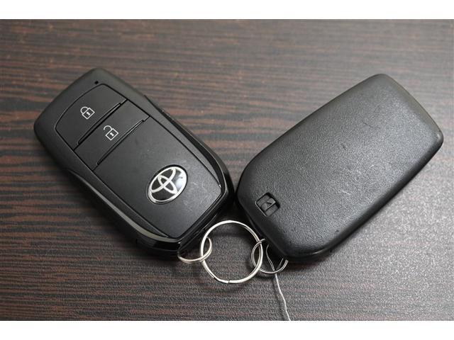ヤリス Ｇ　誤発進抑制機能　スマートキー　盗難防止装置　横滑り防止機能　キーレス　ＥＴＣ　オートエアコン　メモリーナビ　ＡＢＳ　運転席エアバック　サイドエアバッグ　記録簿有　ミュージックプレイヤー接続可　ナビ（35枚目）