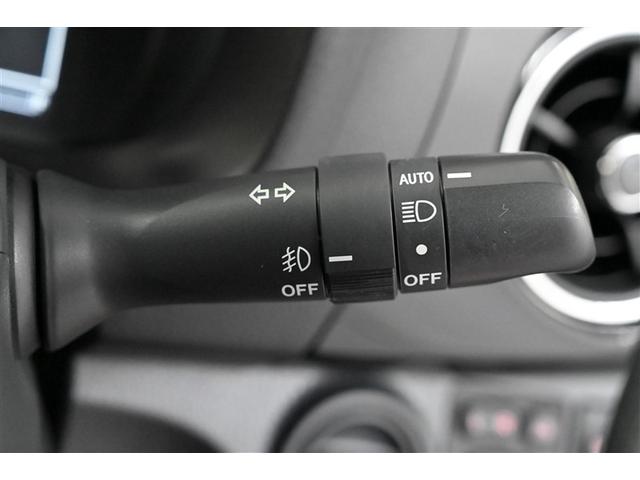 ヴィッツ ハイブリッド　ジュエラ　ワンセグ　メモリ－ナビ　ナビ＆ＴＶ　助手席エアバッグ　オートエアコン　ＥＴＣ車載器　エアバッグ　アルミホイール　パワーウインドウ　ミュージックプレイヤー接続可　記録簿　ＡＢＳ　キーレスキー　ＰＣＳ（19枚目）