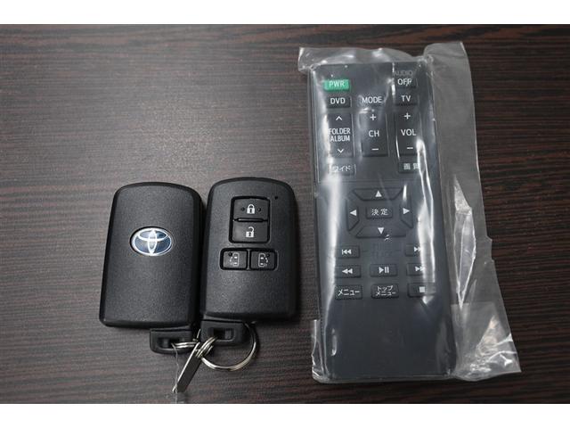 エスクァイア ハイブリッドＧｉプレミアムパッケジブラックテーラード　誤発進抑制機能　ドライブレコーダ　Ｂカメラ　スマートキー　ナビ＆ＴＶ　イモビライザー　ＬＥＤランプ　ＥＴＣ車載器　クルーズコントロール　アルミ　地デジ　横滑り防止装置　キーレス　ＡＢＳ　ＤＶＤ再生（34枚目）