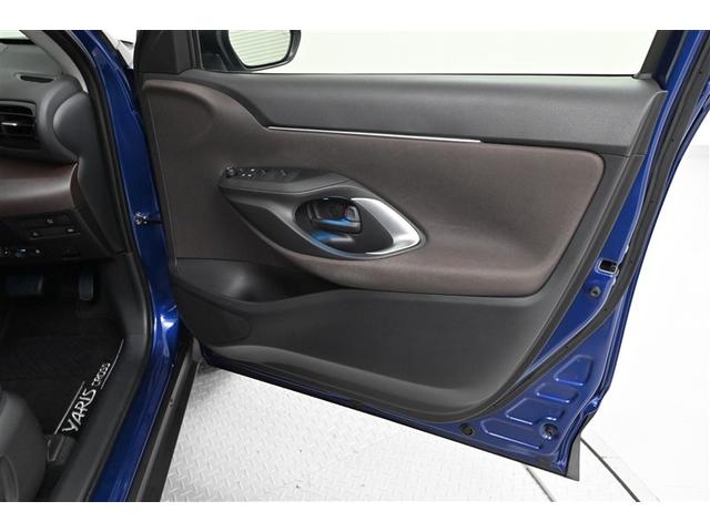 ヤリスクロス ハイブリッドZ インテリジェントキー アルミホイル LEDライト リアカメラ クルーズコントロール 整備記録簿 横滑り防止システム ナビTV メモリーナビゲーション 電動シ-ト パワステ オートエアコン キーフリー(34枚目)