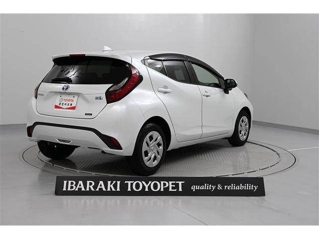 アクア X 踏み間違い防止 イモビ ナビ&TV フルセグ 点検記録簿 LEDヘッドライト スマートキー 横滑り防止機能 キーレスエントリー オートクルーズ オートエアコン ETC カーテンエアバッグ ABS(5枚目)