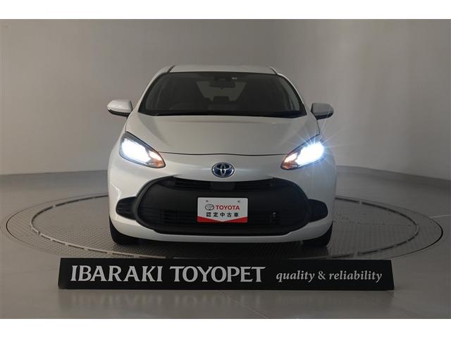 アクア X 踏み間違い防止 イモビ ナビ&TV フルセグ 点検記録簿 LEDヘッドライト スマートキー 横滑り防止機能 キーレスエントリー オートクルーズ オートエアコン ETC カーテンエアバッグ ABS(6枚目)