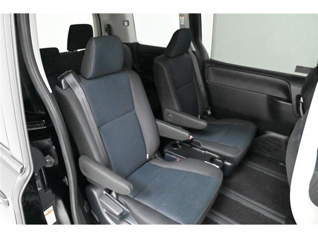 ノア X ブレーキサポート イモビライザー アイドリングストッ メンテナンスノート DVD再生可 AUX デュアルエアコン クルーズC バックモニタ- 地デジTV LEDランプ AW スマートキ オートエアコン(16枚目)