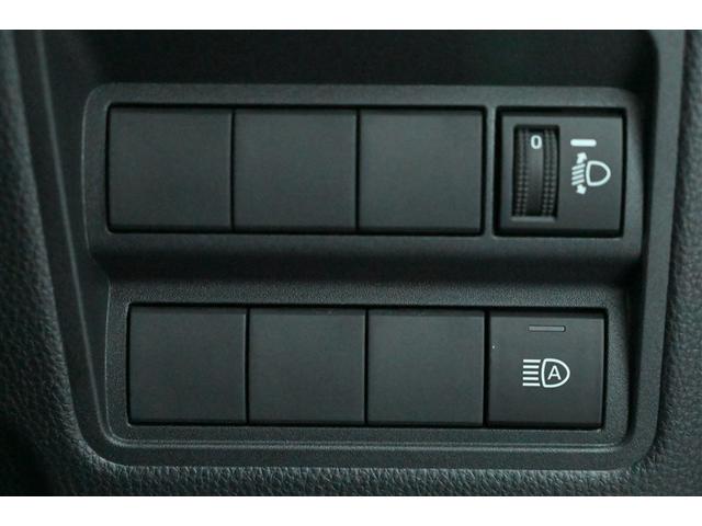 ヤリスクロス ハイブリッドＸ　衝突被害軽減ブレーキ　ＡＢＳ　横滑り防止機能　ナビ　エアバッグ　パワーウインドウ　バックモニター　盗難防止システム　インテリキー　エアコン　キーレスエントリーキー　オートクルーズコントロール　記録簿（23枚目）