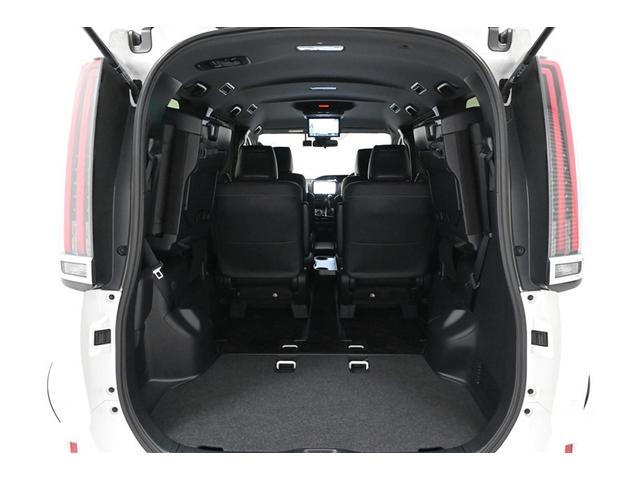 エスクァイア Gi 両側Pドア スマートキーPスタート リアカメラ AUX アイドリングSTOP オートエアコン イモビライザー オートクルーズコントロール キーレス ナビTV 定期点検記録簿 ABS 3列 メモリナビ(19枚目)