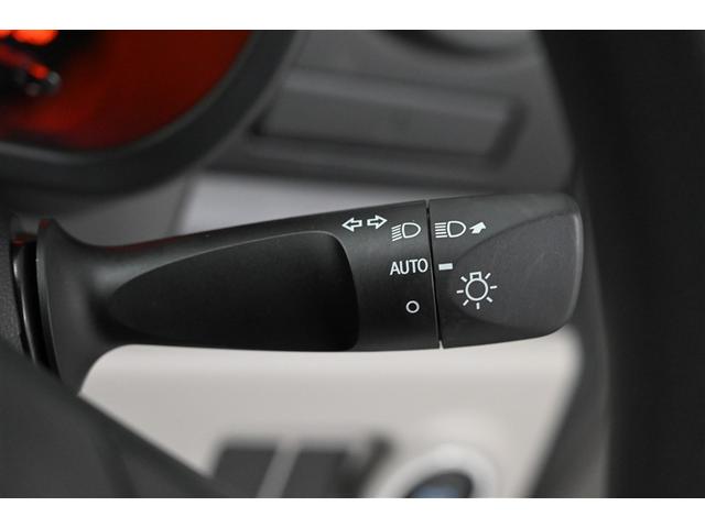 パッソ X ナビ ETC車載器 デュアルエアバッグ i-stop エアコン 盗難防止装置 ABS ミュージックプレイヤー接続可 横滑り防止機能 キーフリーシステム メモリナビ 記録簿 衝突回避支援ブレーキ(17枚目)