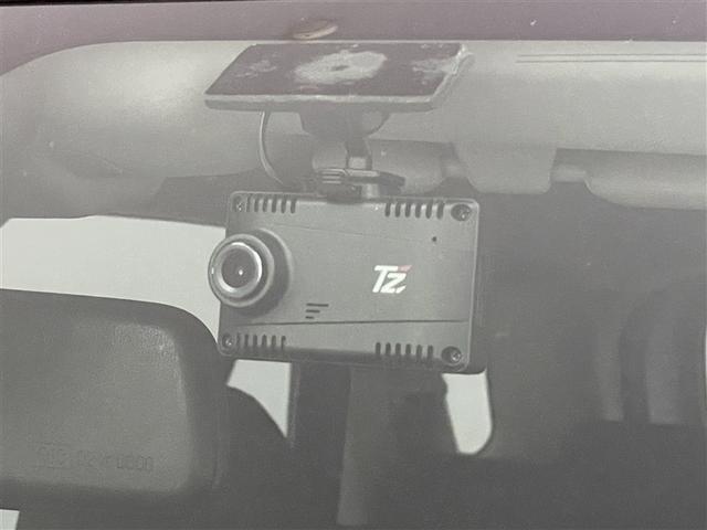 ライズ Z 衝突回避システム メディアプレイヤー接続 スマートキ- リヤカメラ アルミホイール エコアイドル LEDライト オートエアコン 横滑り防止機能 TV キーフリー パワーウインドウ エアバッグ ETC(3枚目)