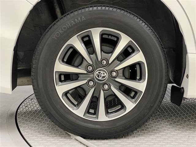 エスクァイア Gi プレミアムパッケージ ブラックテーラード 衝突軽減 盗難防止システム 3列 記録簿 スマキー DVD再生 LEDライト キーフリー アイドリングストップ ドライブレコーダー 横滑り防止機能 エアバッグ オートエアコン ABS ETC ナビTV(6枚目)