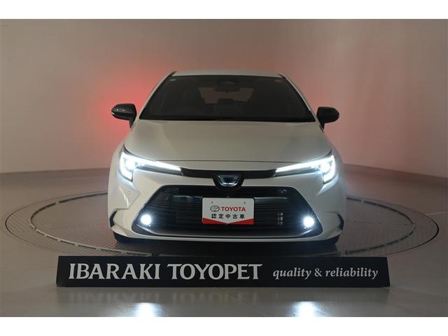 カローラツーリング ハイブリッド　ダブルバイビー　メディアプレイヤー接続　バックモニター　フルセグＴＶ　ＬＥＤライト　点検記録簿　クルコン　横滑り防止　盗難防止装置　ナビ・ＴＶ　エアバッグ　ＥＴＣ　ＡＢＳ　助手席エアバッグ　キーレス　メモリーナビ（6枚目）