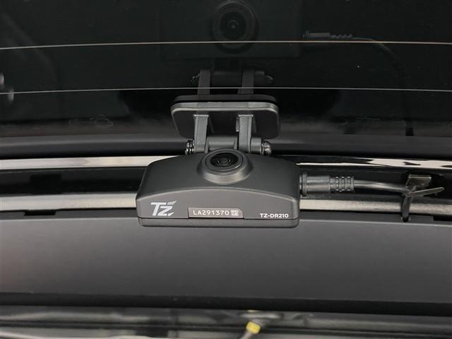 ヤリスクロス ハイブリッドＺ　ドライブレコーダ　インテリジェントキー　アルミホイル　ＬＥＤライト　リアカメラ　クルーズコントロール　整備記録簿　横滑り防止システム　ナビＴＶ　メモリーナビゲーション　電動シ－ト　パワステ　キーフリー（4枚目）