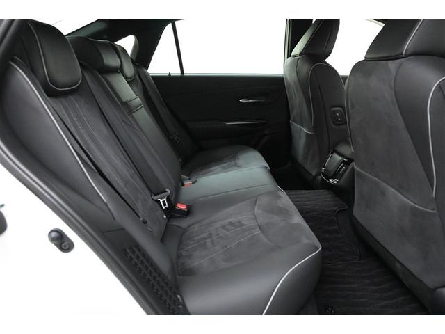 クラウンハイブリッド ＲＳアドバンス　地デジ　衝突被害軽減装置　ドライブレコーダ　ＬＥＤヘットライト　後カメラ　クルコン　ＡＣ　Ｐシート　エアバッグ　ナビＴＶ　セキュリティーアラーム　キーフリー　スマートキ　パワーウィンドウ　メモリナビ（17枚目）