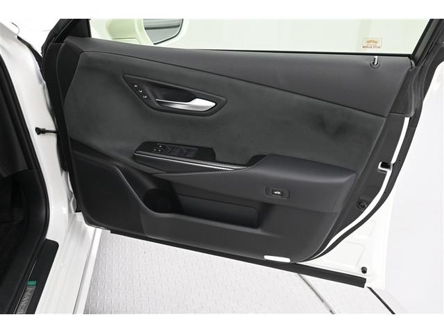 クラウンハイブリッド ＲＳアドバンス　地デジ　衝突被害軽減装置　ドライブレコーダ　ＬＥＤヘットライト　後カメラ　クルコン　ＡＣ　Ｐシート　エアバッグ　ナビＴＶ　セキュリティーアラーム　キーフリー　スマートキ　パワーウィンドウ　メモリナビ（34枚目）