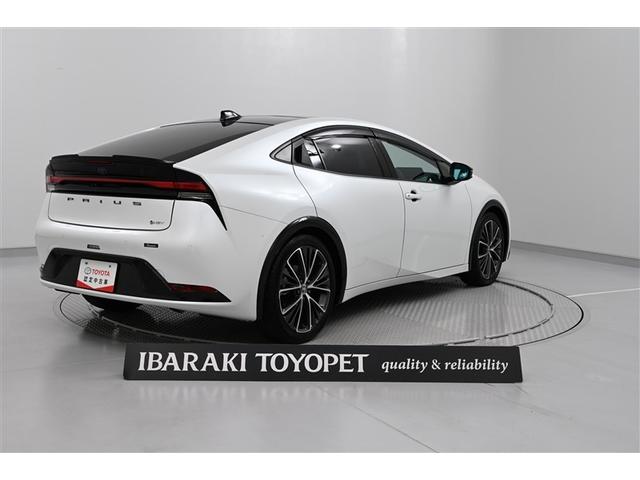 プリウス Ｚ　リアカメラ　パノラマサンルーフ　プリクラッシュ　ＰＷシート　メモリナビ　ＬＥＤランプ　ナビ・ＴＶ　オートクルーズ　アルミホイール　ＡＣ　運転席エアバッグ　横滑り防止装置　ＥＴＣ付　盗難防止システム（8枚目）