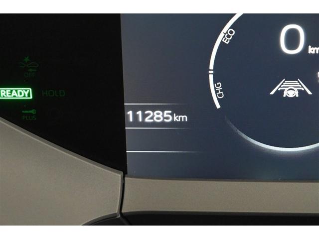 プリウス Ｚ　リアカメラ　パノラマサンルーフ　プリクラッシュ　ＰＷシート　メモリナビ　ＬＥＤランプ　ナビ・ＴＶ　オートクルーズ　アルミホイール　ＡＣ　運転席エアバッグ　横滑り防止装置　ＥＴＣ付　盗難防止システム（12枚目）