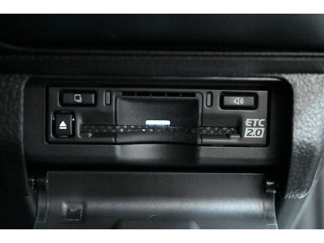 プリウス Ｚ　リアカメラ　パノラマサンルーフ　プリクラッシュ　ＰＷシート　メモリナビ　ＬＥＤランプ　ナビ・ＴＶ　オートクルーズ　アルミホイール　ＡＣ　運転席エアバッグ　横滑り防止装置　ＥＴＣ付　盗難防止システム（13枚目）