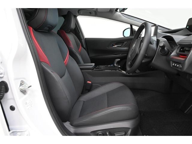 プリウス Ｚ　リアカメラ　パノラマサンルーフ　プリクラッシュ　ＰＷシート　メモリナビ　ＬＥＤランプ　ナビ・ＴＶ　オートクルーズ　アルミホイール　ＡＣ　運転席エアバッグ　横滑り防止装置　ＥＴＣ付　盗難防止システム（16枚目）