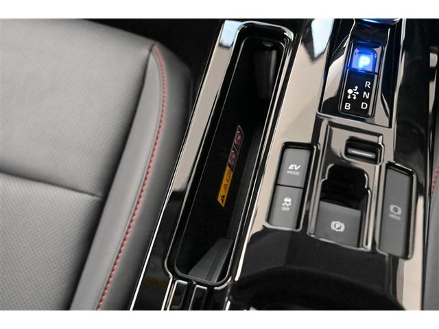 プリウス Ｚ　リアカメラ　パノラマサンルーフ　プリクラッシュ　ＰＷシート　メモリナビ　ＬＥＤランプ　ナビ・ＴＶ　オートクルーズ　アルミホイール　ＡＣ　運転席エアバッグ　横滑り防止装置　ＥＴＣ付　盗難防止システム（32枚目）