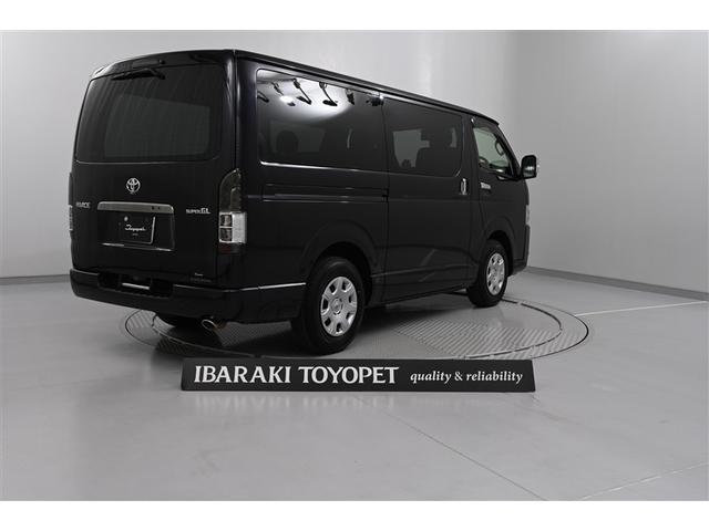 ハイエースバン スーパーＧＬ　ダークプライムＩＩ　衝突回避システム　運転席助手席エアバック　ＥＳＣ　ドライブレコーダー付　スマートエントリー　ＬＥＤライト　地デジ　エアコン　パワーウィンドウ　エアバック　キーレスエントリー　イモビライザー　ＥＴＣ付き（3枚目）