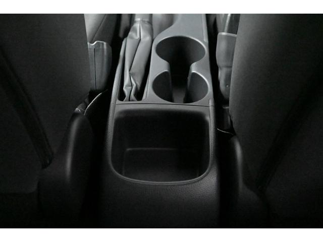 ヤリス ハイブリッドZ PCS 整備記録簿 エアロ 地デジ Bカメラ ドラレコ付 LEDランプ スマキー ETC付き メディアプレイヤー接続 ナビTV VSC パワステ クルコン カーテンエアバック キーフリー ABS(32枚目)