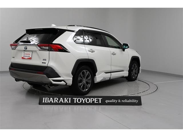 ＲＡＶ４ ハイブリッドＧ　衝突被害軽減装置　ドライブレコーダ　パノラマサンルーフ　エアロ　バックモニター　整備記録簿　地デジＴＶ　ＬＥＤヘッドライト　スマキー　電動シ－ト　ＡＷＤ　ＴＶナビ　パワステ　横滑り防止装置　クルコン（6枚目）