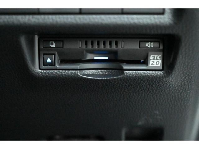 ＲＡＶ４ ハイブリッドＧ　衝突被害軽減装置　ドライブレコーダ　パノラマサンルーフ　エアロ　バックモニター　整備記録簿　地デジＴＶ　ＬＥＤヘッドライト　スマキー　電動シ－ト　ＡＷＤ　ＴＶナビ　パワステ　横滑り防止装置　クルコン（14枚目）