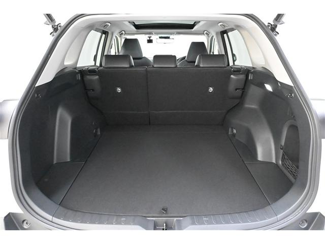 ＲＡＶ４ ハイブリッドＧ　衝突被害軽減装置　ドライブレコーダ　パノラマサンルーフ　エアロ　バックモニター　整備記録簿　地デジＴＶ　ＬＥＤヘッドライト　スマキー　電動シ－ト　ＡＷＤ　ＴＶナビ　パワステ　横滑り防止装置　クルコン（18枚目）