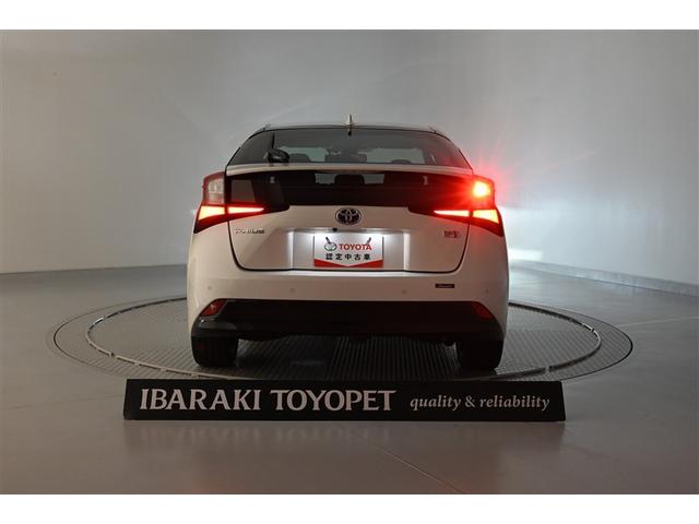 プリウス Aプレミアム ツーリングセレクション 横滑り防止機能 運転席パワーシート エアコン パワーウィンドウ ナビ&TV LEDライト 盗難防止装置 スマートキー&プッシュスタート キーレス ドライブレコーダー アルミホイール メモリナビ ABS(5枚目)