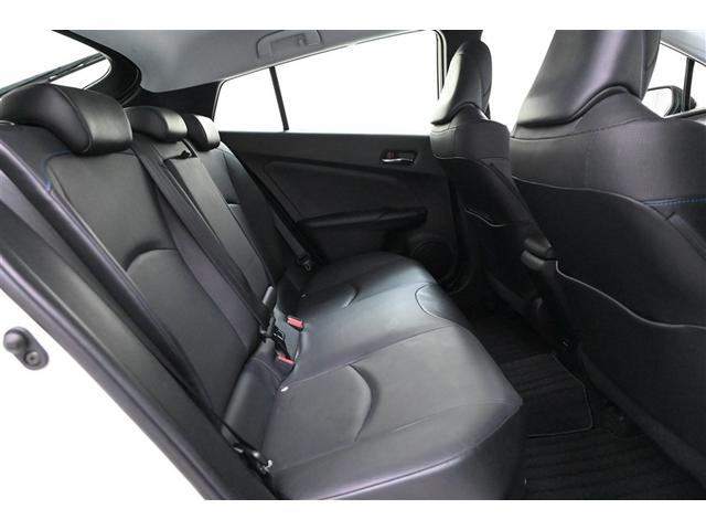 プリウス Aプレミアム ツーリングセレクション 横滑り防止機能 運転席パワーシート エアコン パワーウィンドウ ナビ&TV LEDライト 盗難防止装置 スマートキー&プッシュスタート キーレス ドライブレコーダー アルミホイール メモリナビ ABS(13枚目)